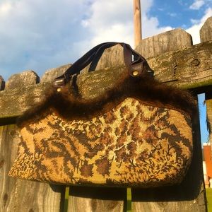 Vintage Bueno tapestry cheetah print faux fur bag Y2K